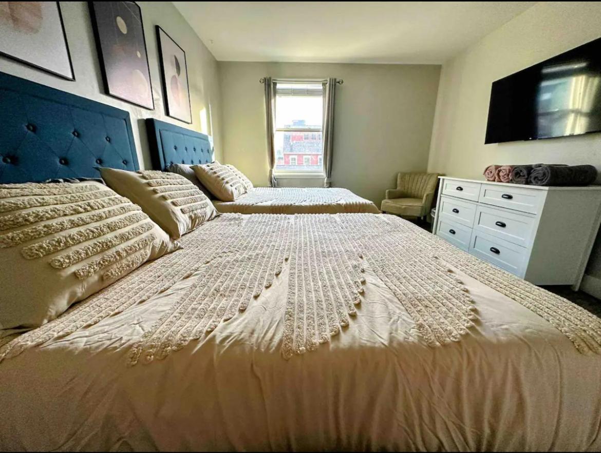 Family-Friendly 4Br Retreat Sleeps 12, Private Yard, Garage, Close To Stadiums, Casino & Downtown Pittsburgh Exterior foto